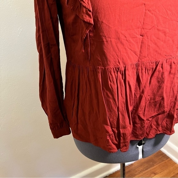 Loft Wild Currant Ruffle-Sleeve Peplum Top - Picture 7 of 12